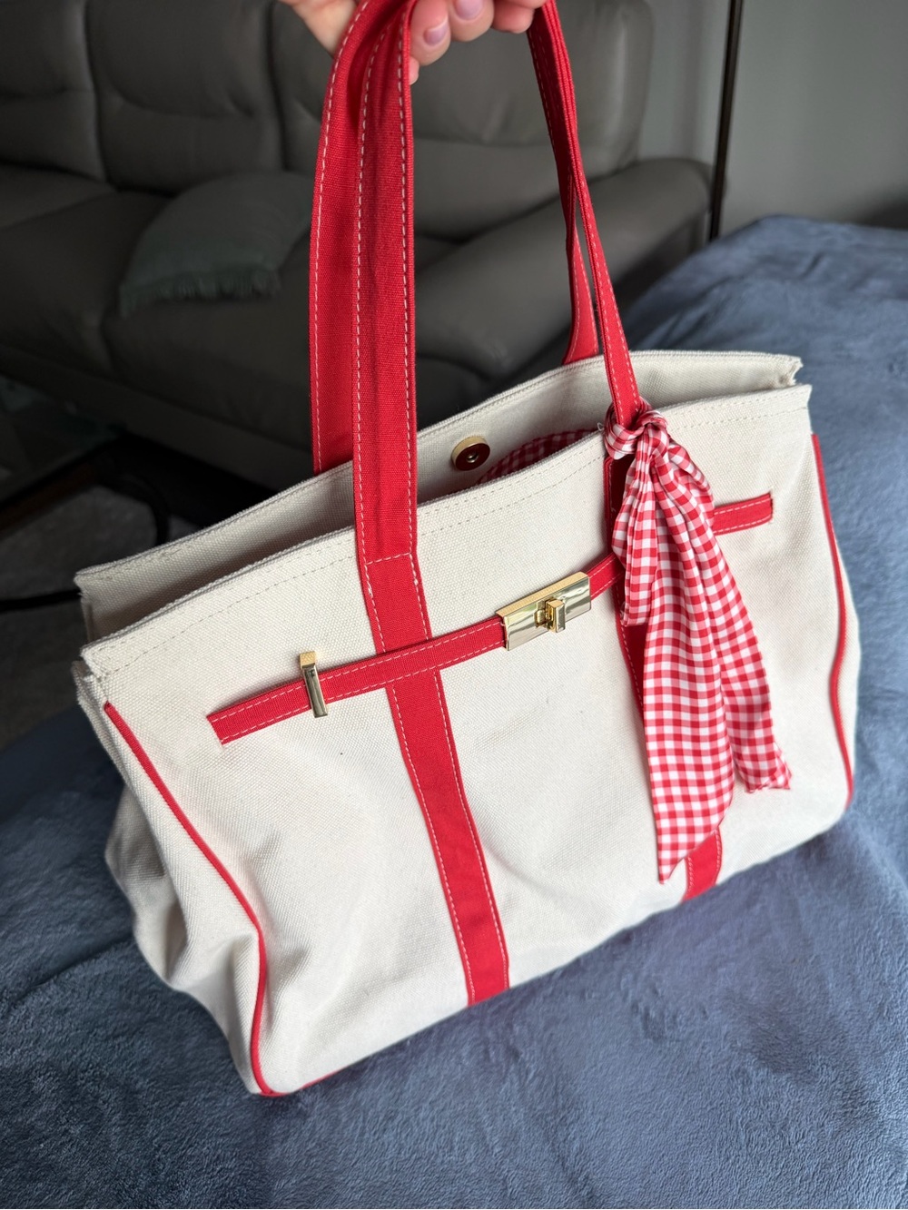 Tote handbag .New no tags